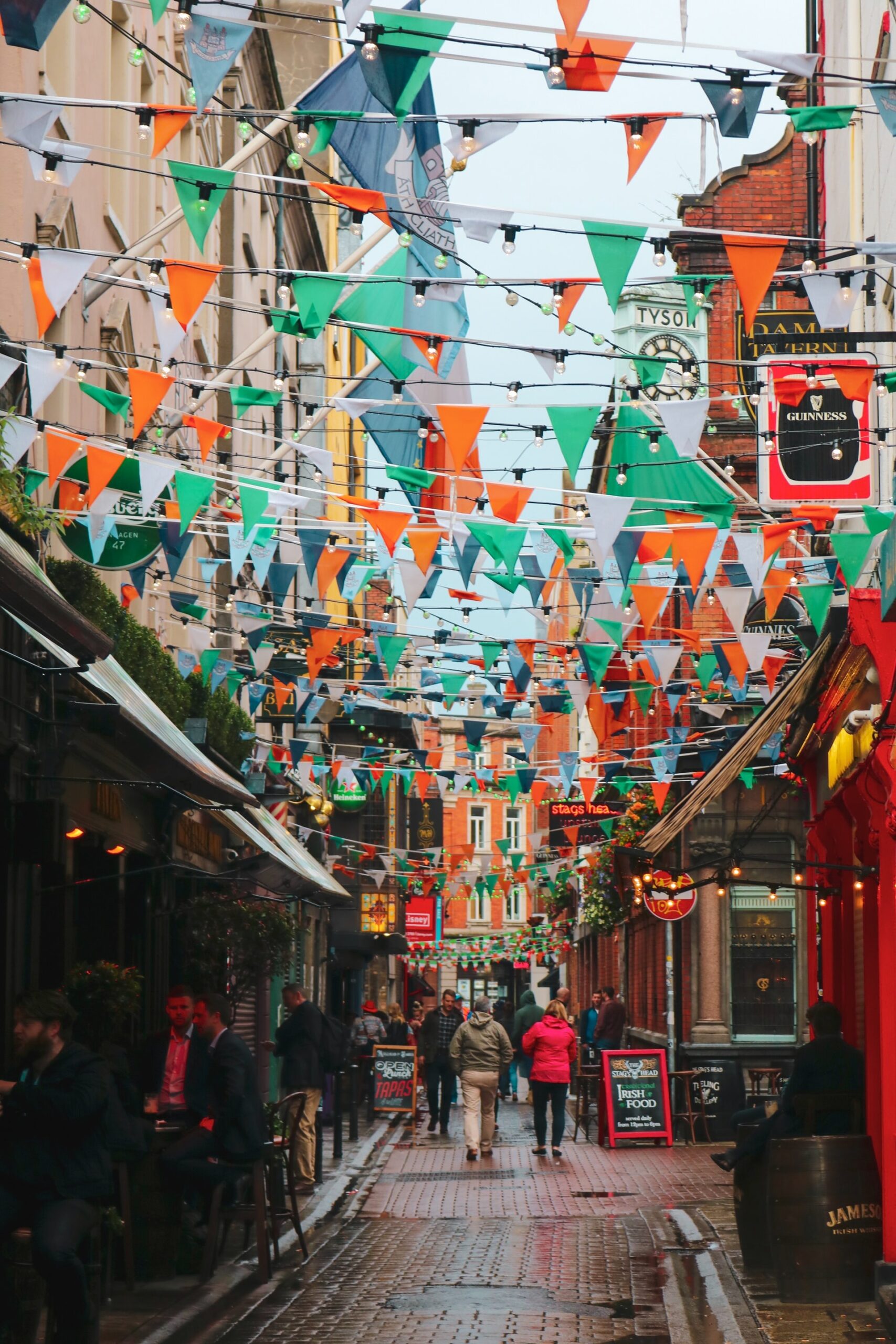 Lola-Palmer-Travel-Blog-The-Best-Destinations-To-Visit-In-Europe-In-Spring-Dublin-Ireland-Photo-by-Anna-Church-via-Unsplash.jpg